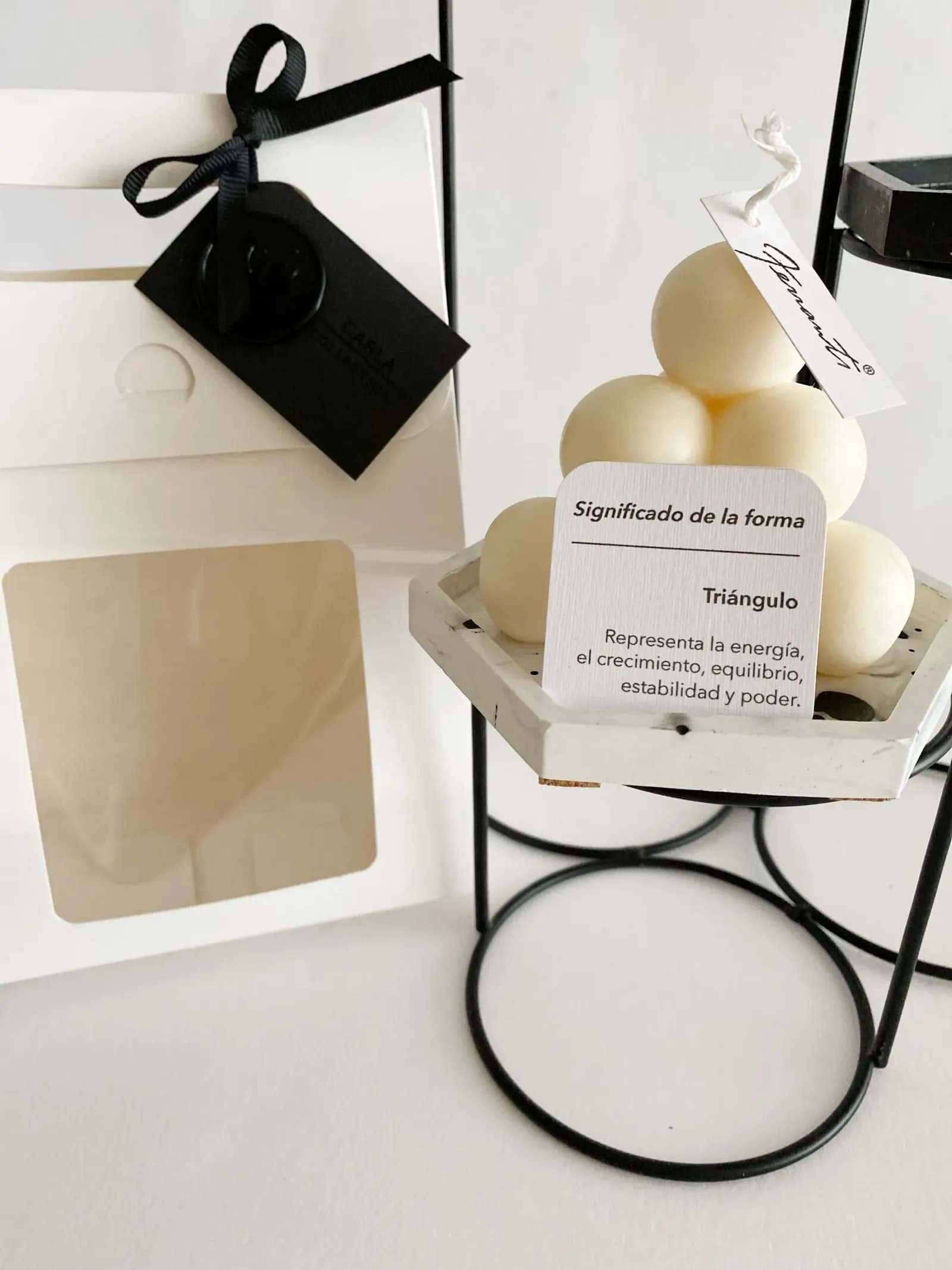 Bubble Triangle Candle